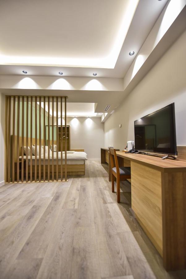 Baron Boutique Hotel Yerevan Ngoại thất bức ảnh