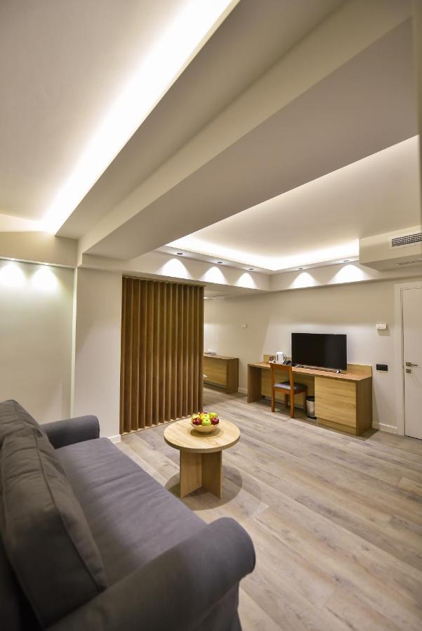 Baron Boutique Hotel Yerevan Ngoại thất bức ảnh